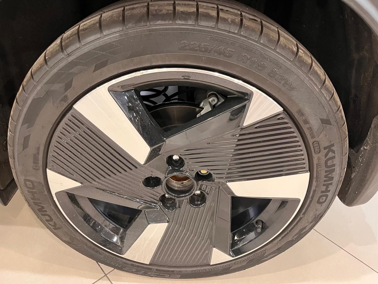 2025 Nissan Kicks 2.0 Exclusive At