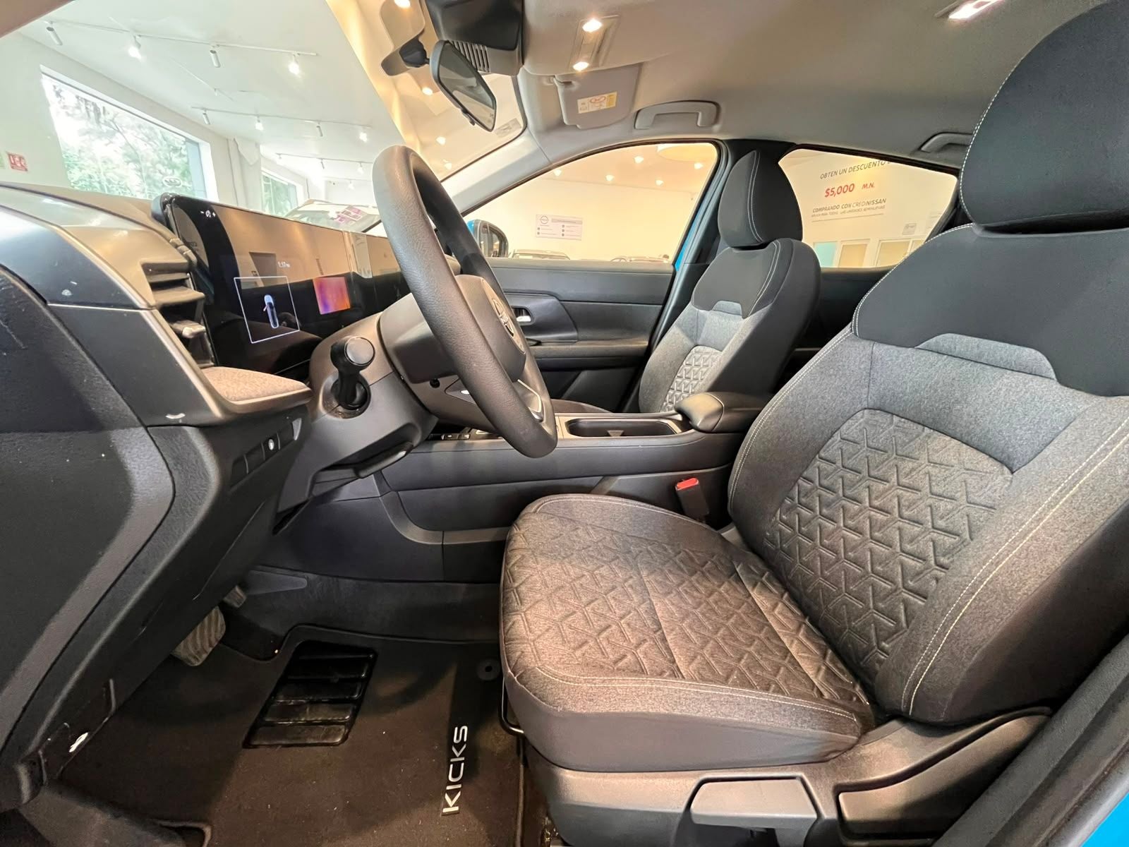 2025 Nissan Kicks 2.0 Advance At