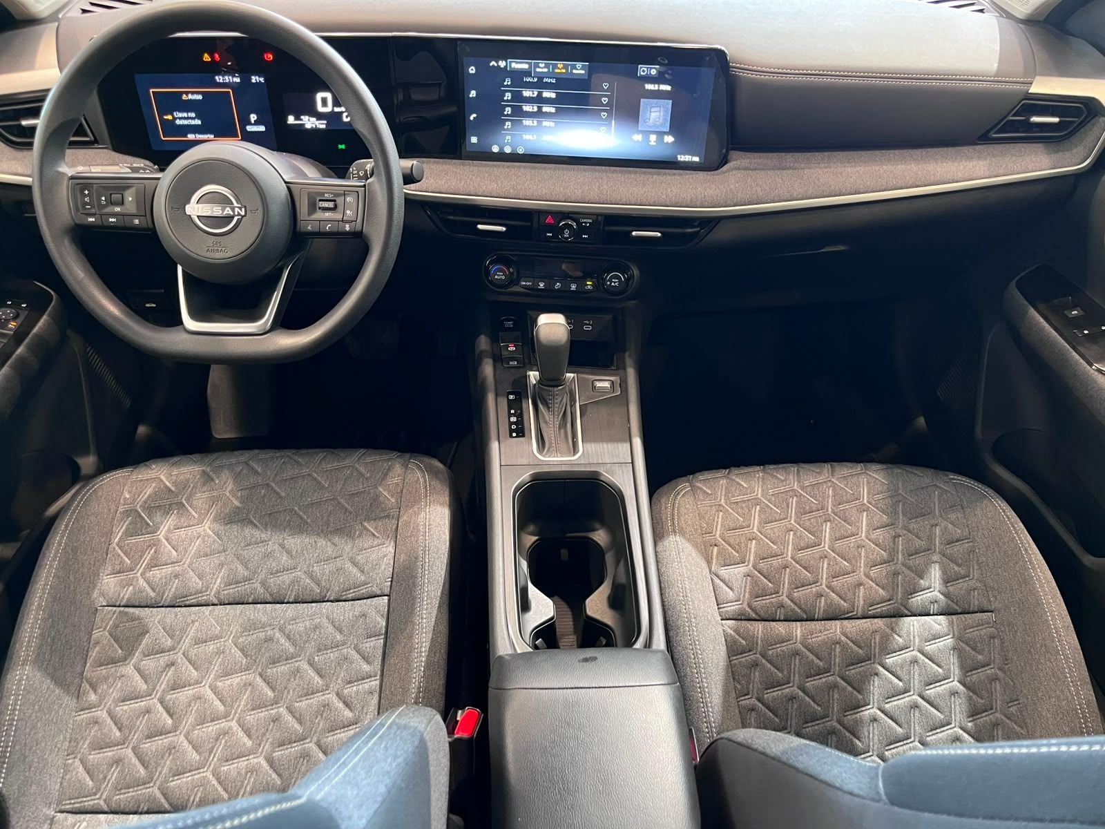 2026 Nissan Kicks 2.0 Advance At