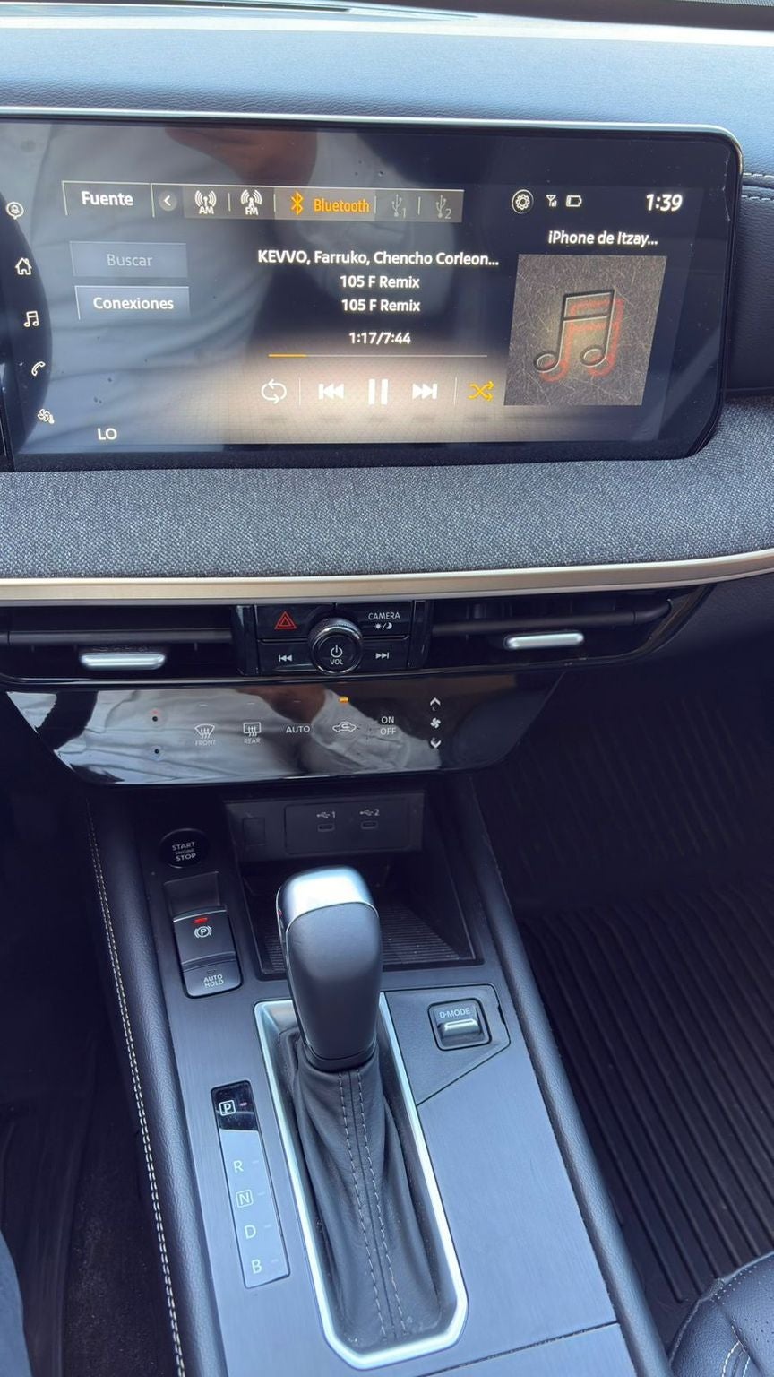 2025 Nissan Kicks 2.0 Platinum At