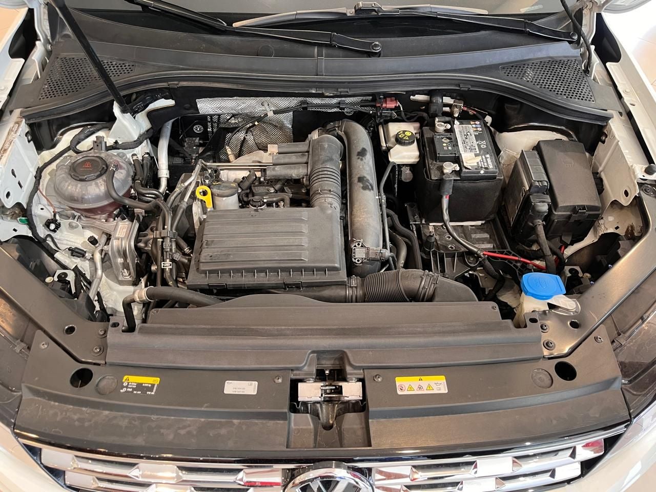 2020 Volkswagen Tiguan 1.4 Comfortline 7p At piel