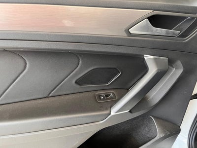 2020 Volkswagen Tiguan 1.4 Comfortline 7p At piel