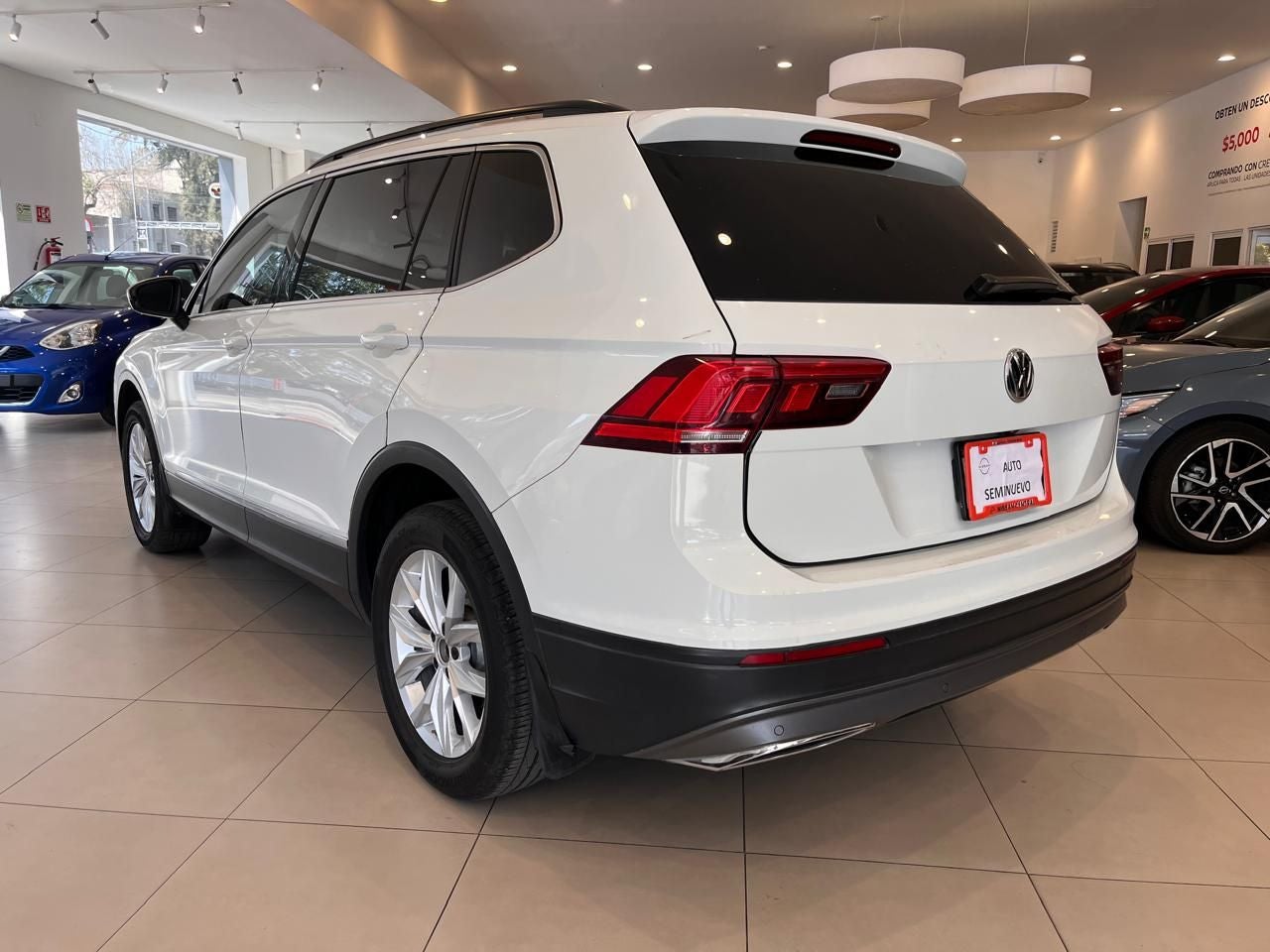 2020 Volkswagen Tiguan 1.4 Comfortline 7p At piel