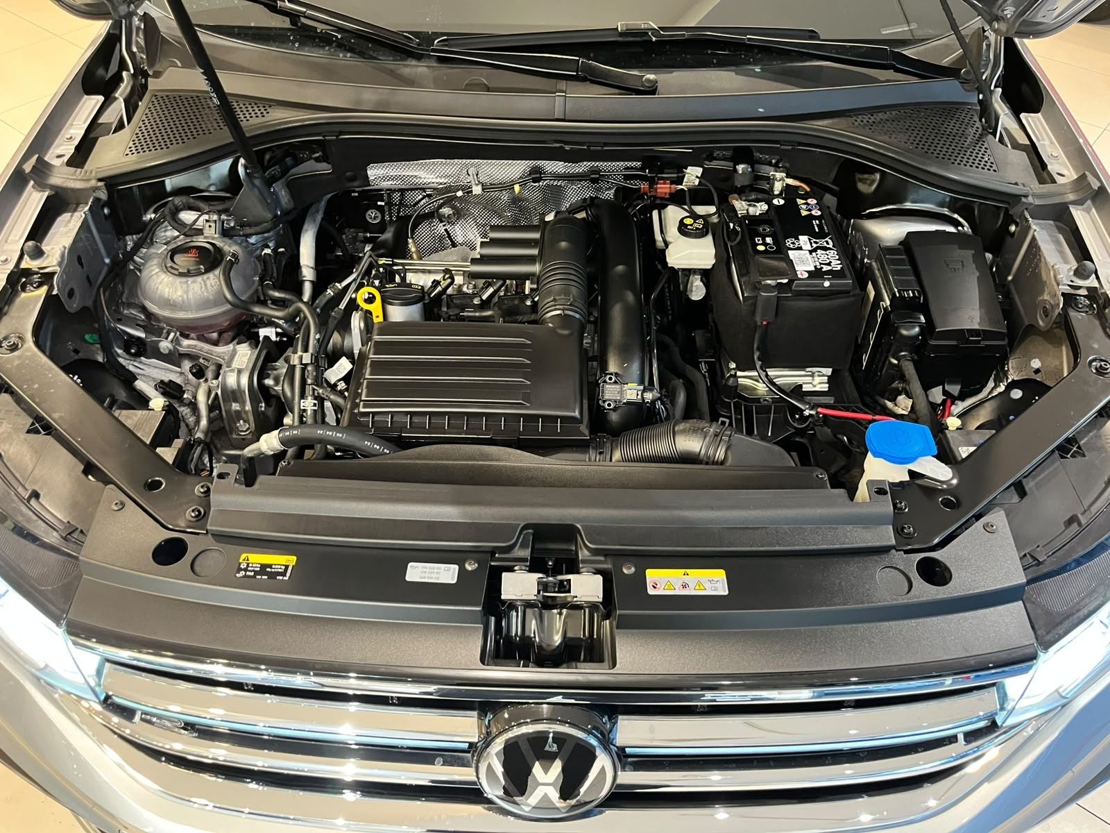 2024 Volkswagen Tiguan 1.4 R-Line At