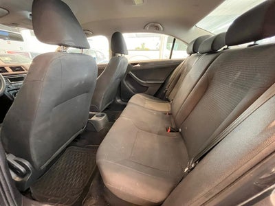 2018 Volkswagen Jetta 2.5 Trendline Mt