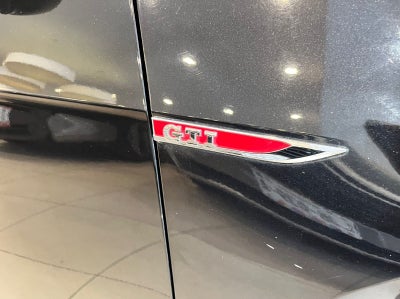 2019 Volkswagen Golf 2.0 GTI Dsg Navegación Piel At