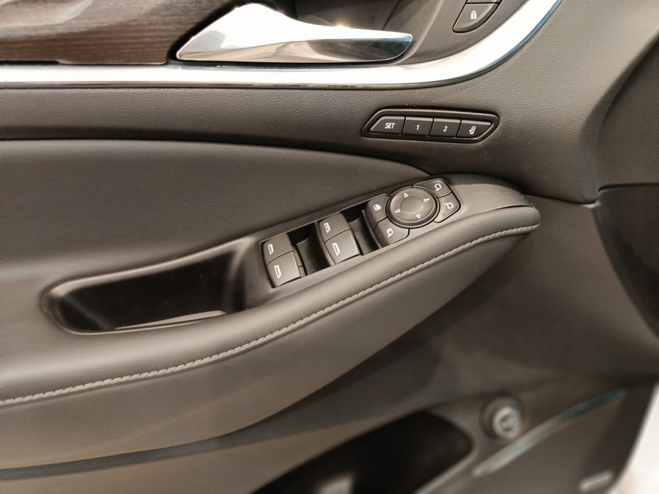 2024 Buick Enclave 3.6 Avenir At