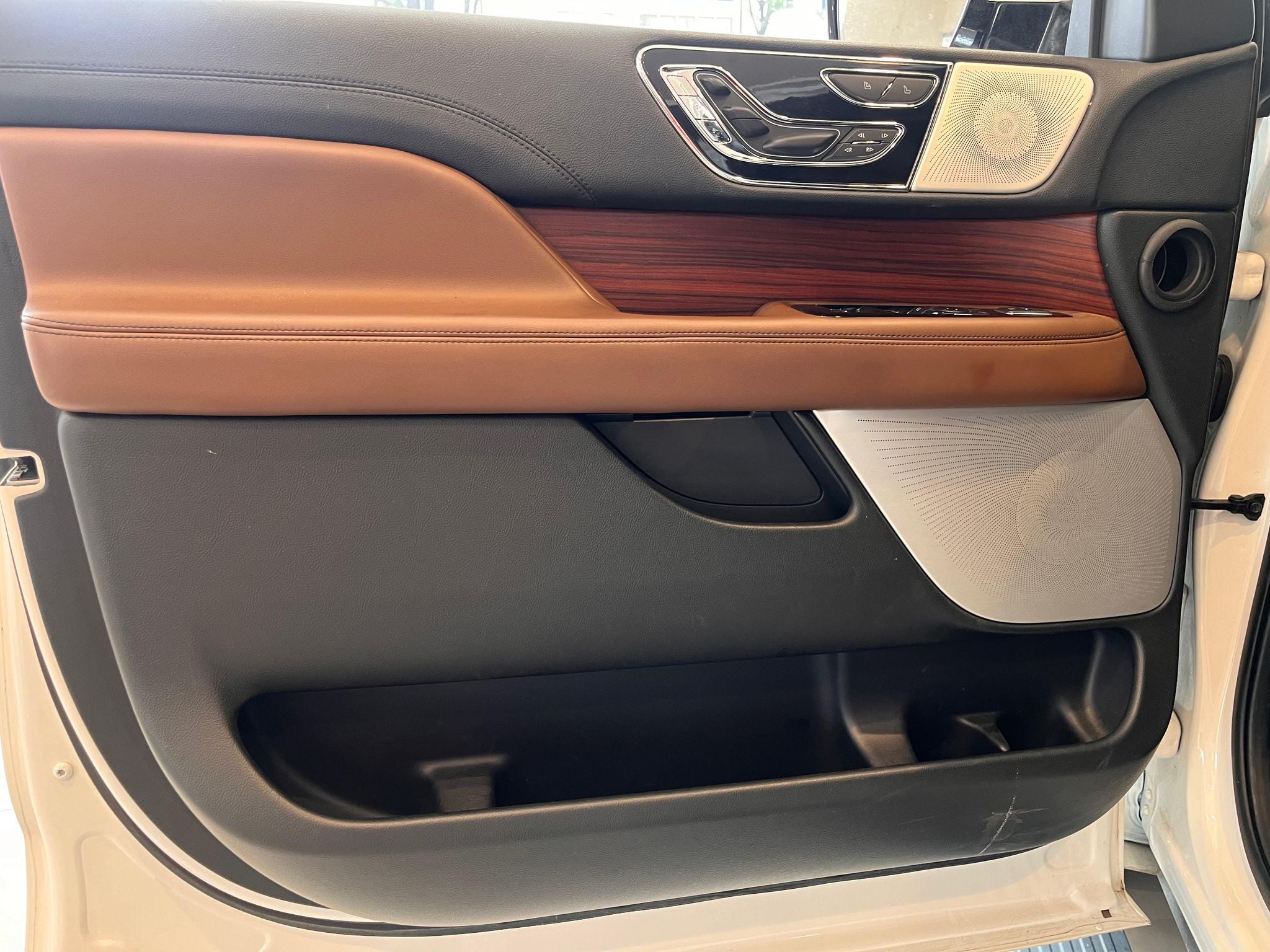 2023 Lincoln Navigator 3.5 V6 Reserve At