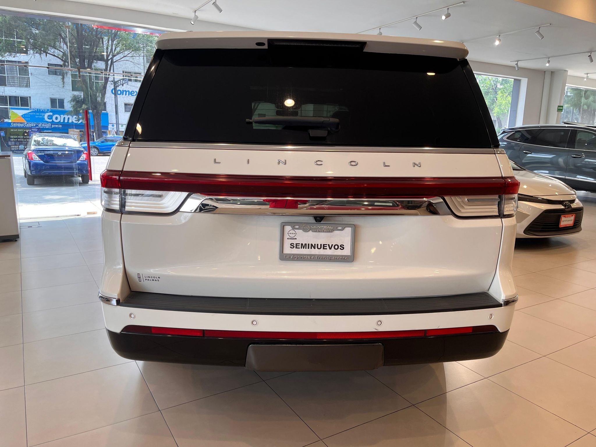 2023 Lincoln Navigator 3.5 V6 Reserve At