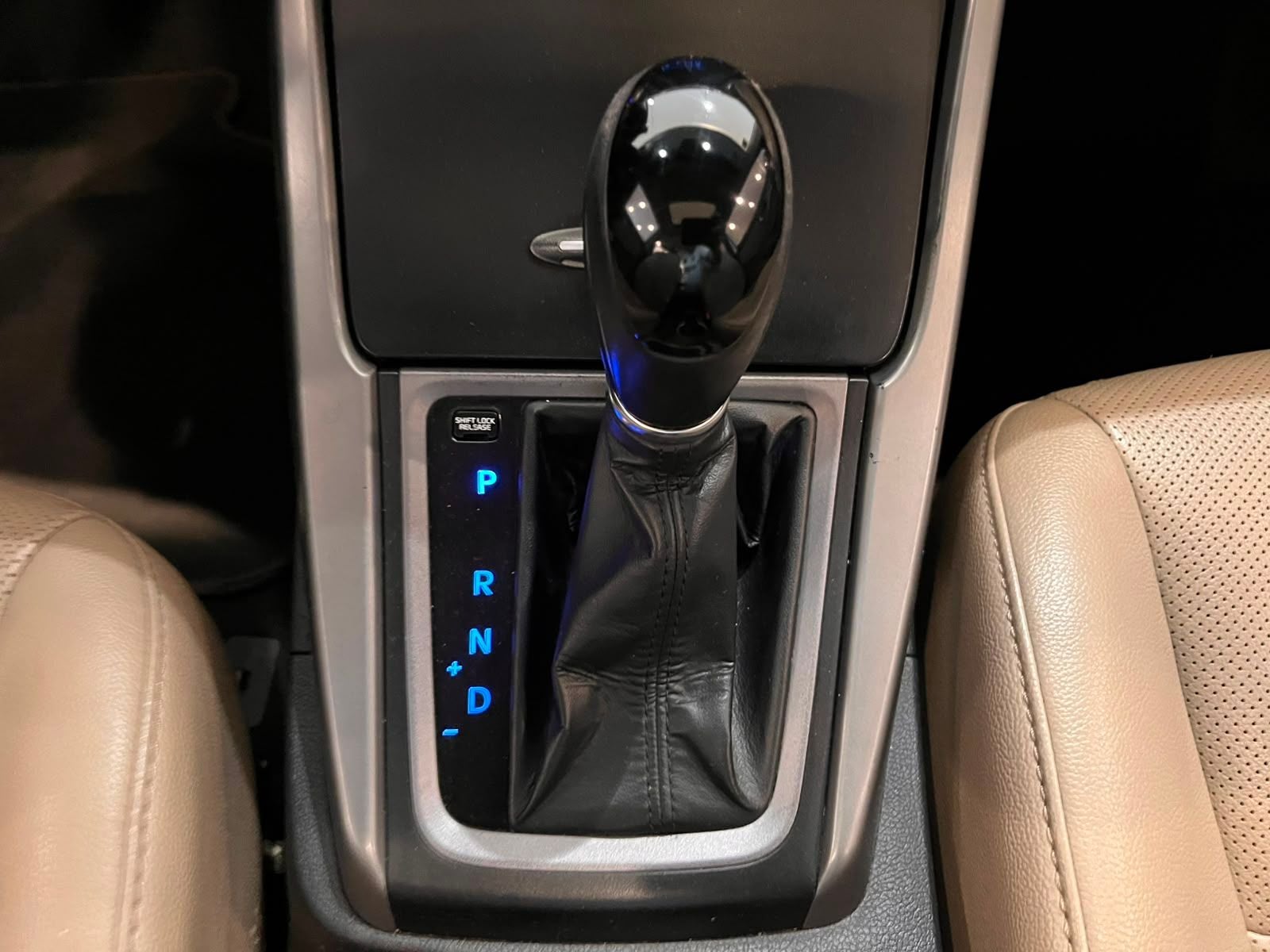2016 Hyundai Elantra 1.8 Limited Tech Navi At