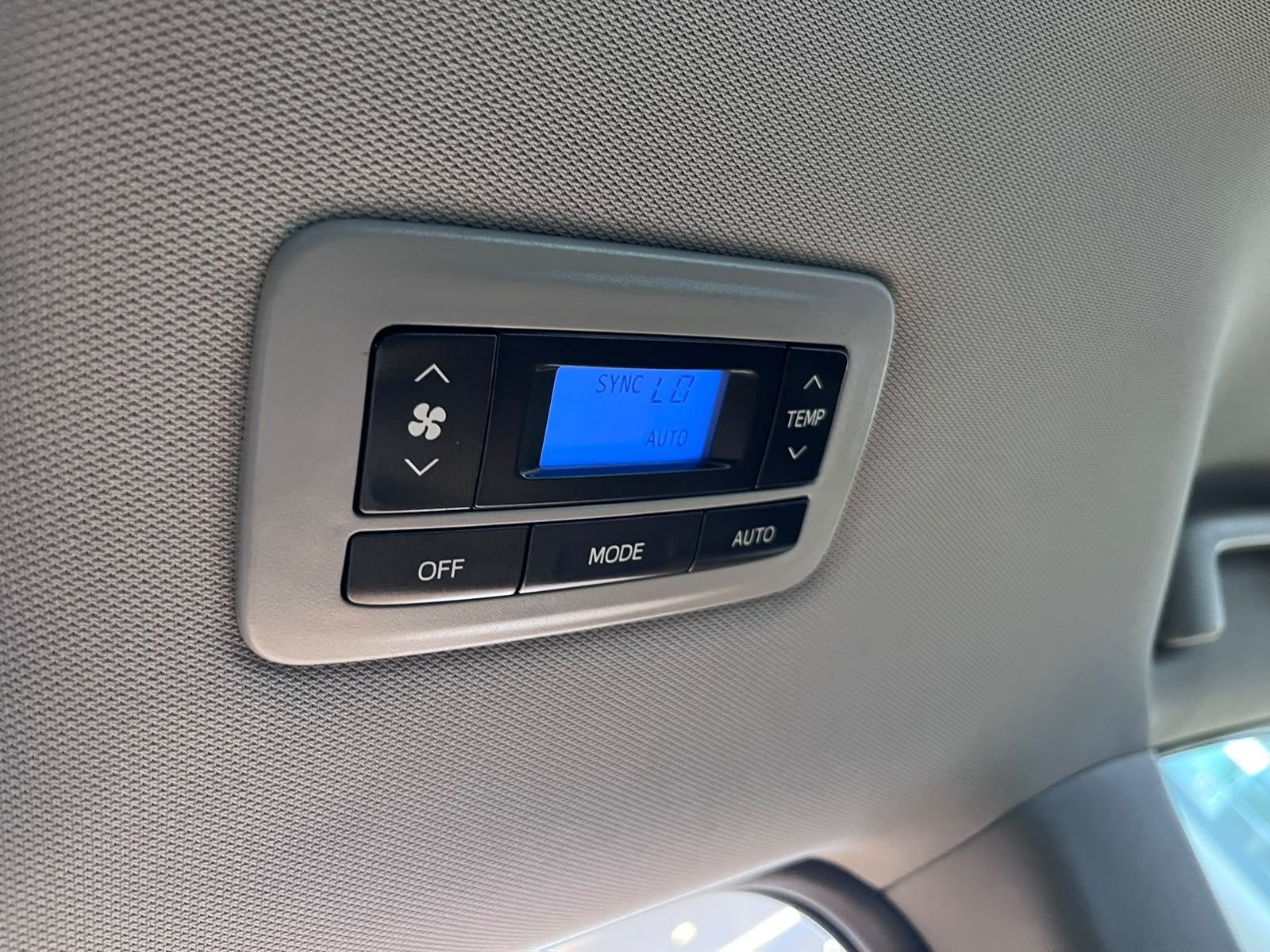 2017 Toyota Sienna 3.5 Xle Piel At