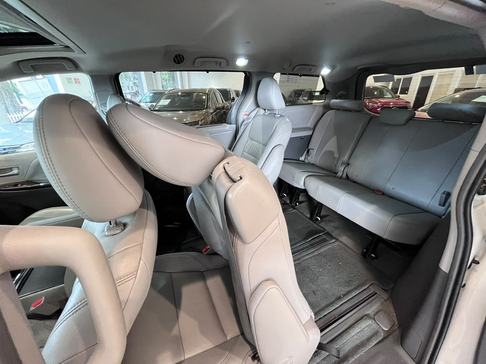 2017 Toyota Sienna 3.5 Xle Piel At