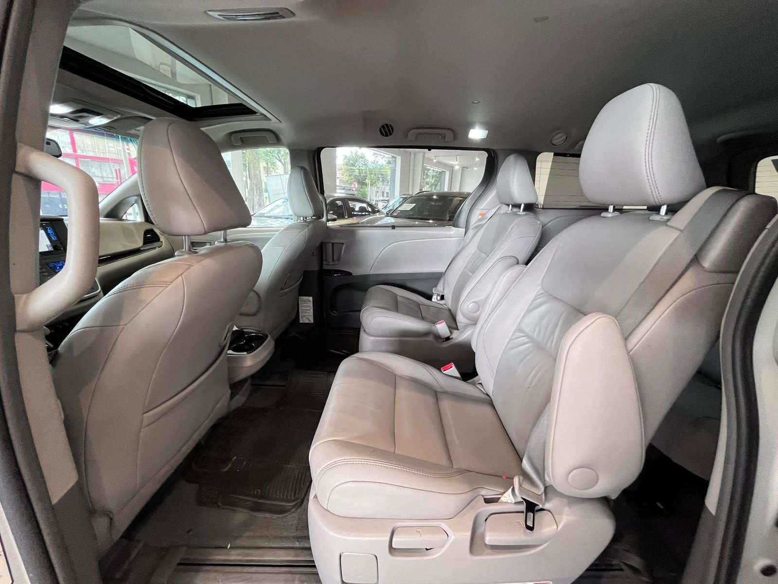 2017 Toyota Sienna 3.5 Xle Piel At