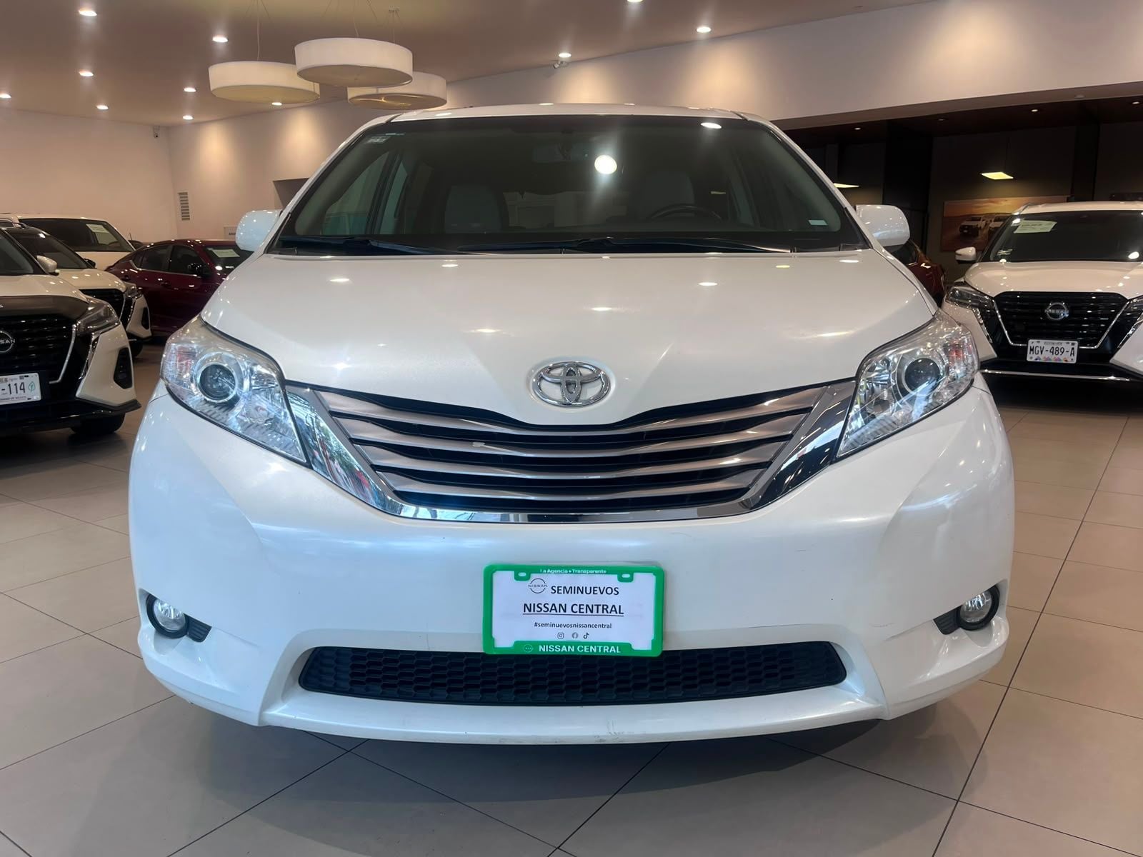2017 Toyota Sienna 3.5 Xle Piel At