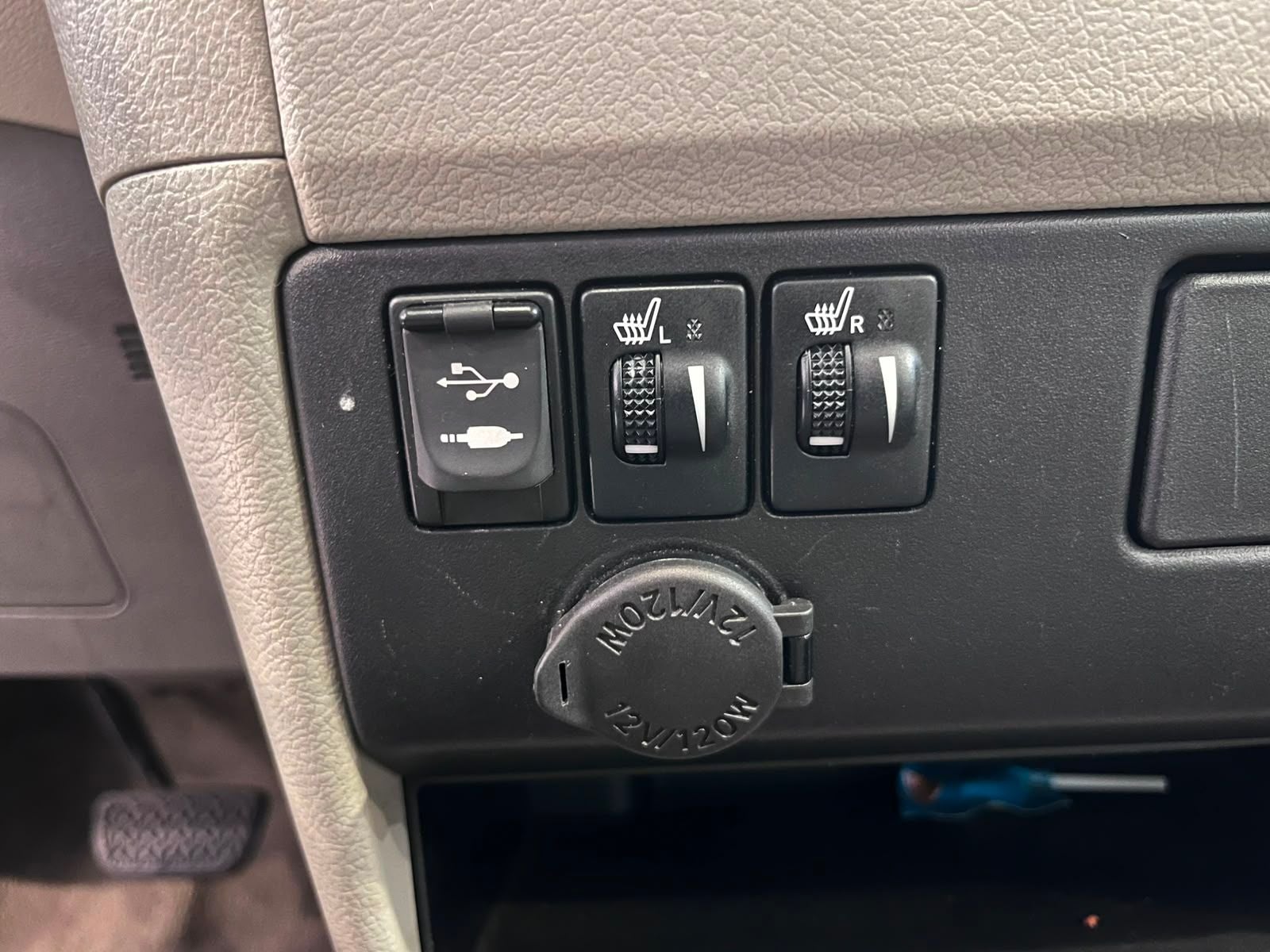 2017 Toyota Sienna 3.5 Xle Piel At