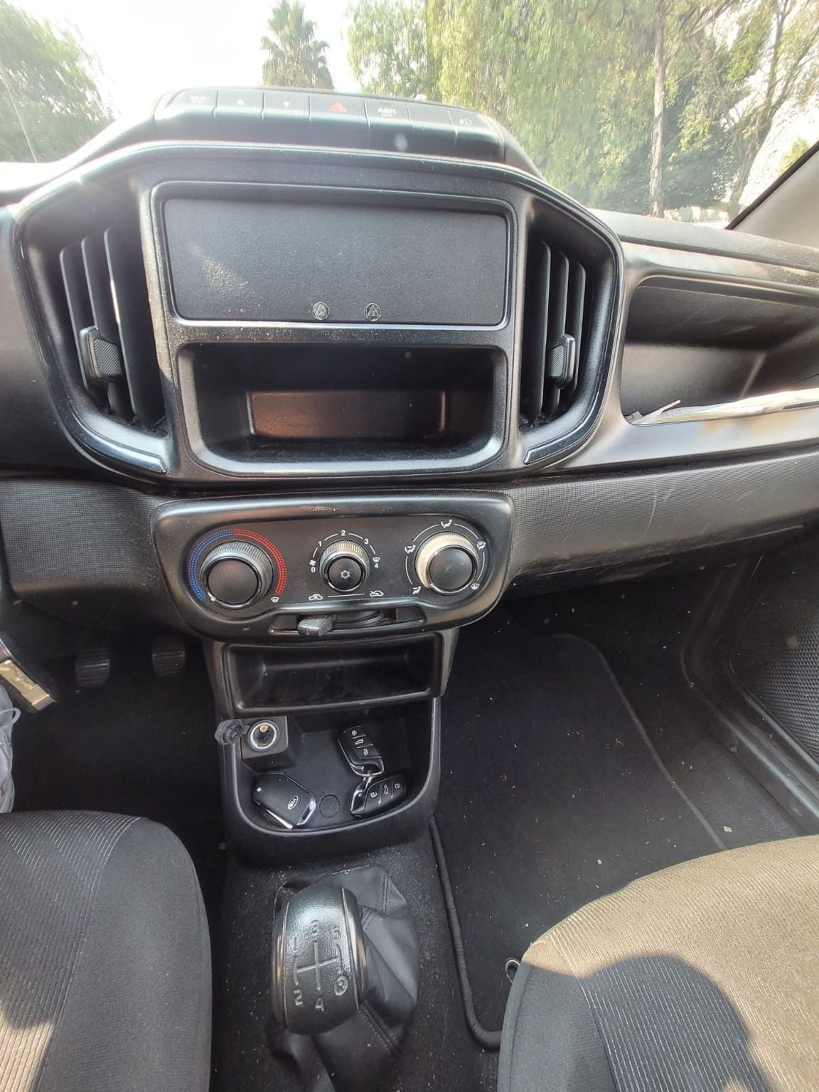 2025 Peugeot Partner 1.2 Rapid Mt