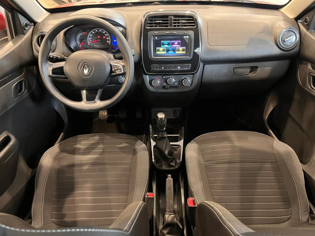 2022 Renault Kwid 1.0 Iconic Mt