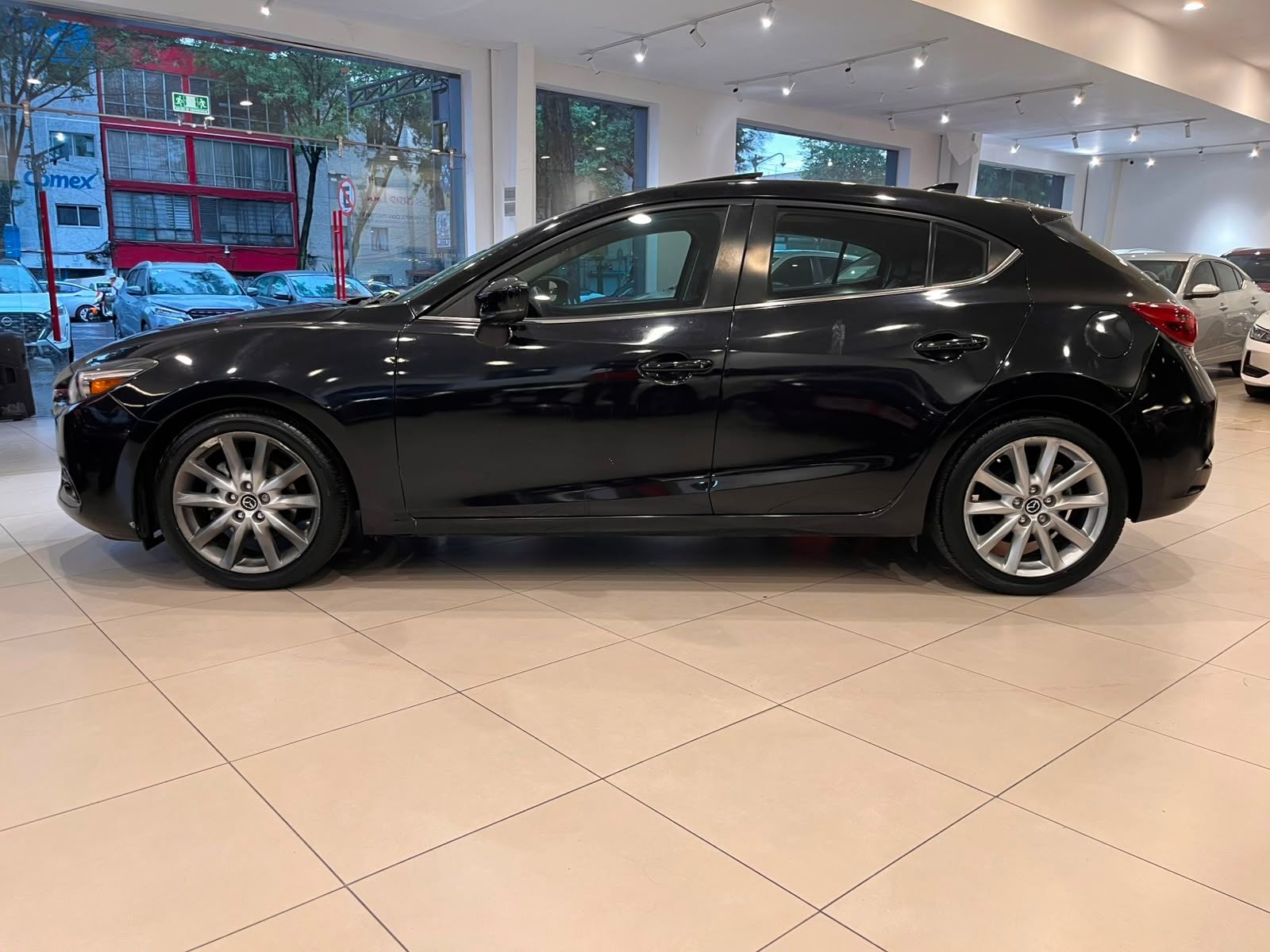 2017 Mazda Mazda 3 2.5 S Grand Touring Hb At