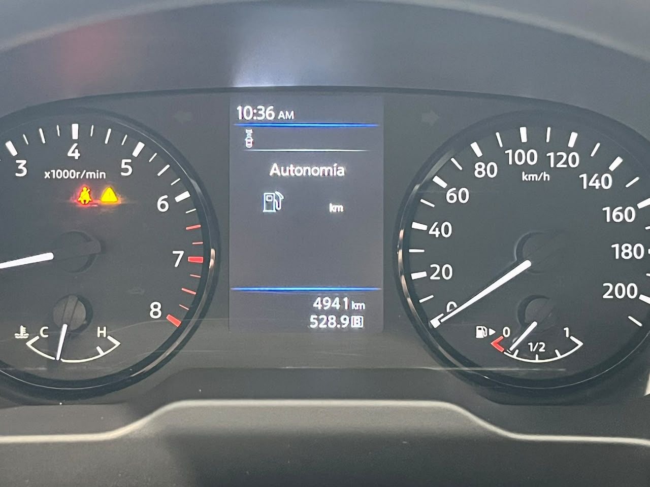 2025 Nissan Urvan 2.5 14 Pasajeros Amplia AA Mt
