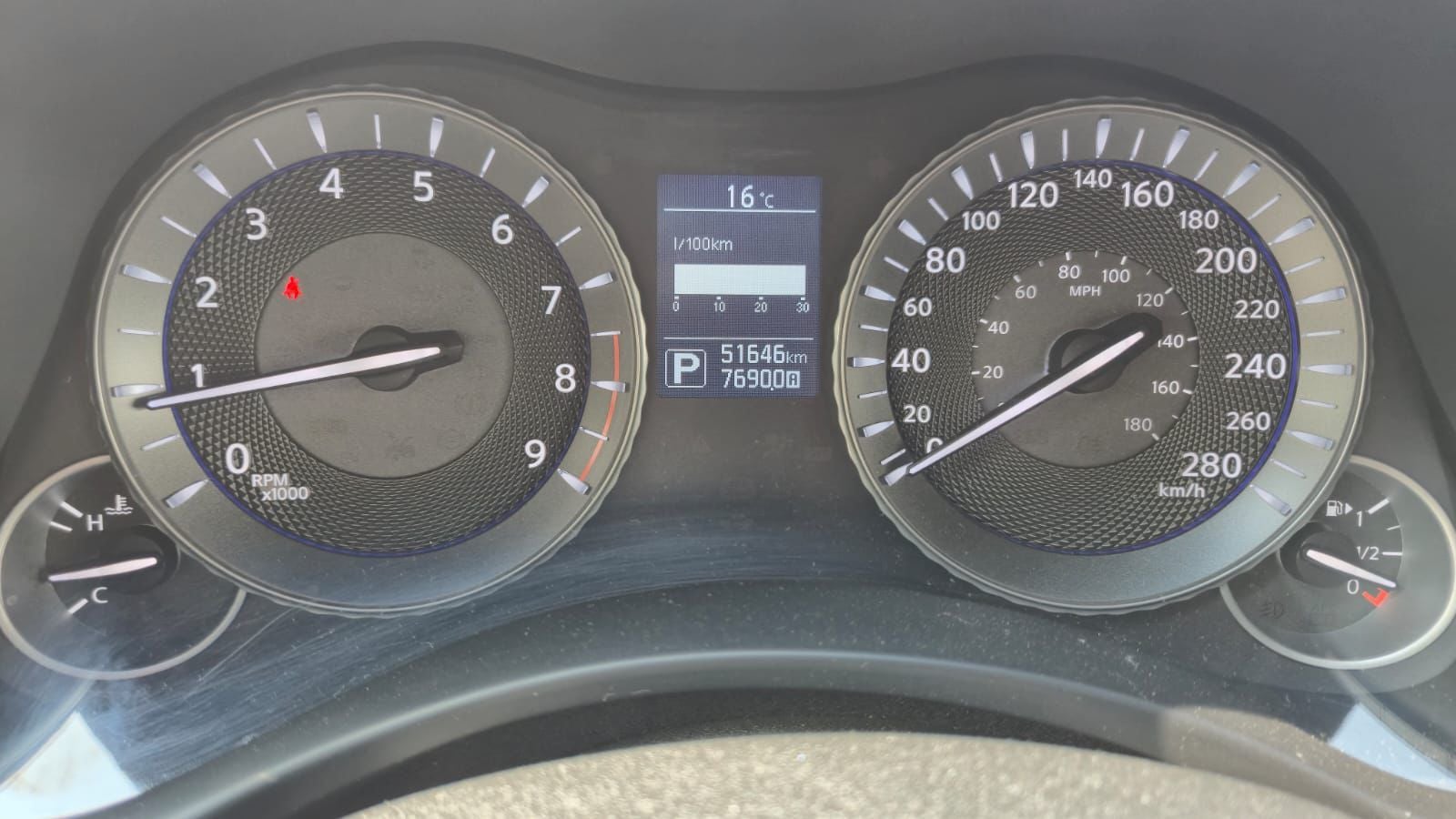 2017 INFINITI Q70 3.7 V6 Seduction At