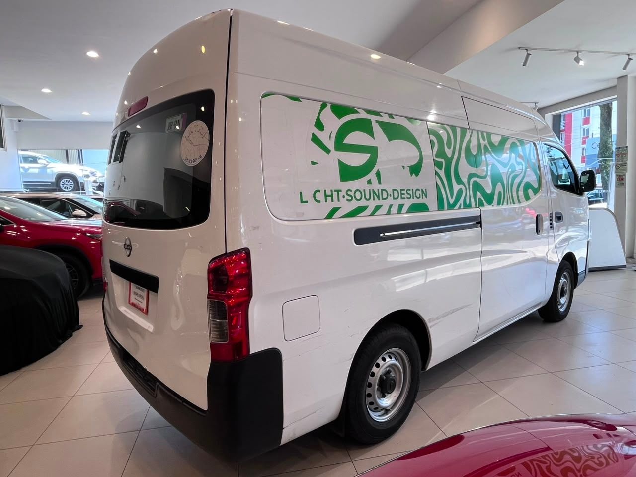2024 Nissan Urvan 2.5 Panel Amplia AA Mt