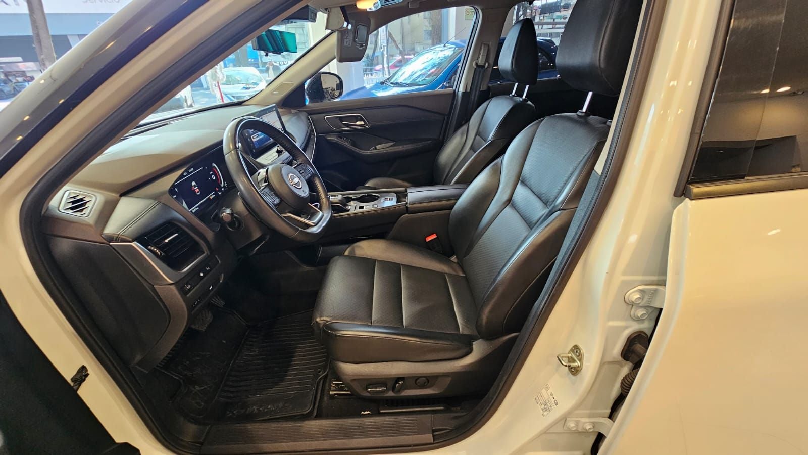 2023 Nissan X-Trail 2.5 Platinum 2 Filas At