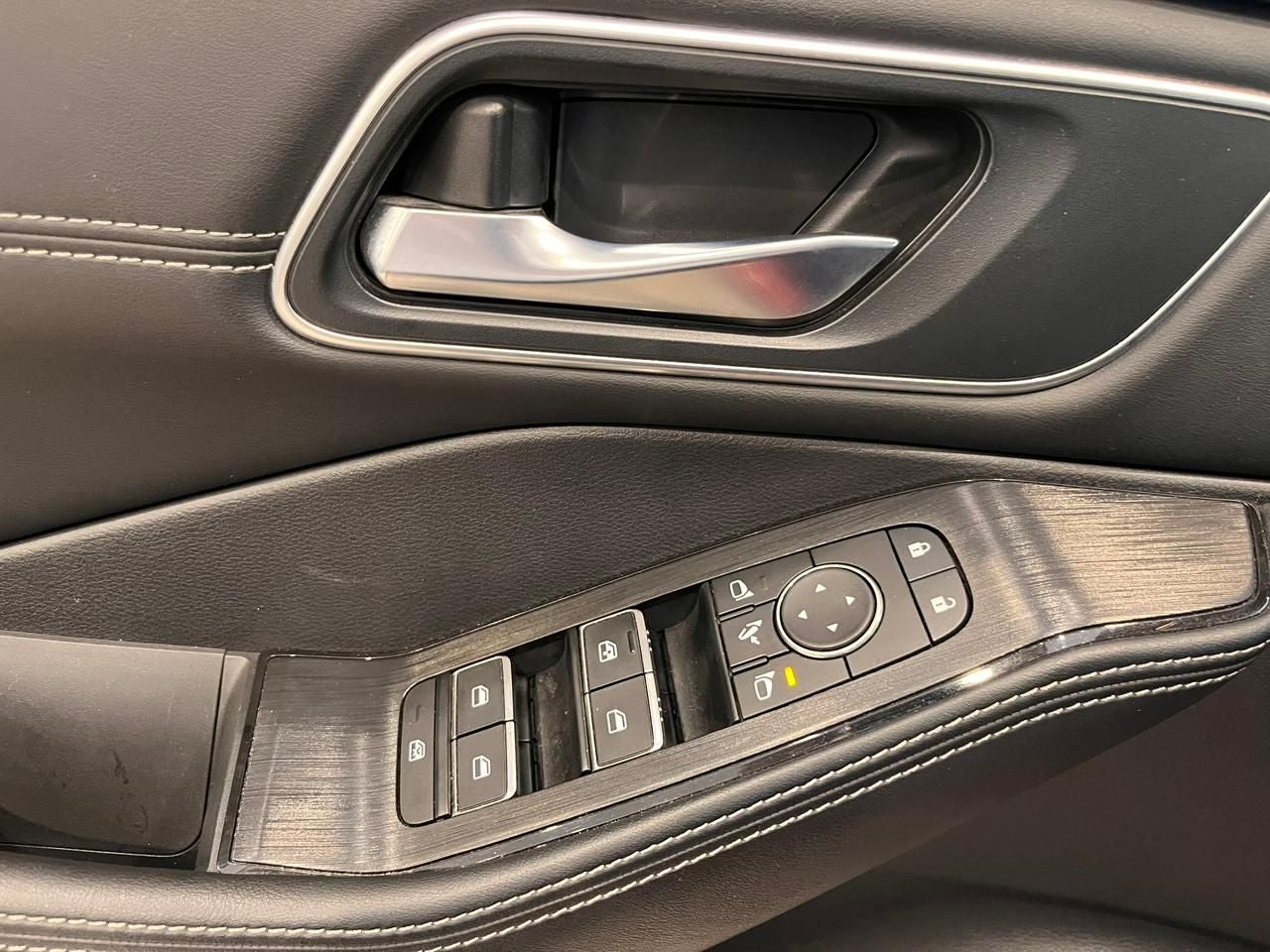 2025 Nissan X-Trail 2.5 Platinum 2F At