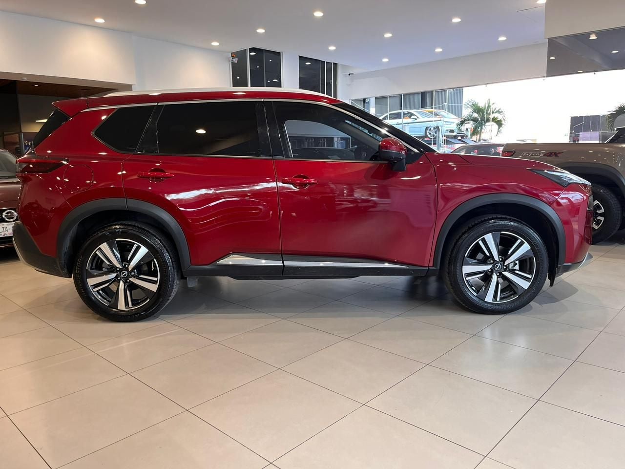 2025 Nissan X-Trail 2.5 Platinum 2F At