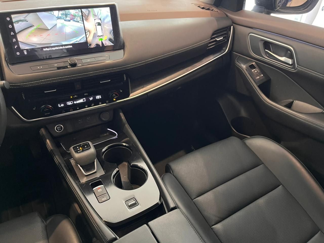2023 Nissan X-Trail 2.5 Platinum 2 Filas At