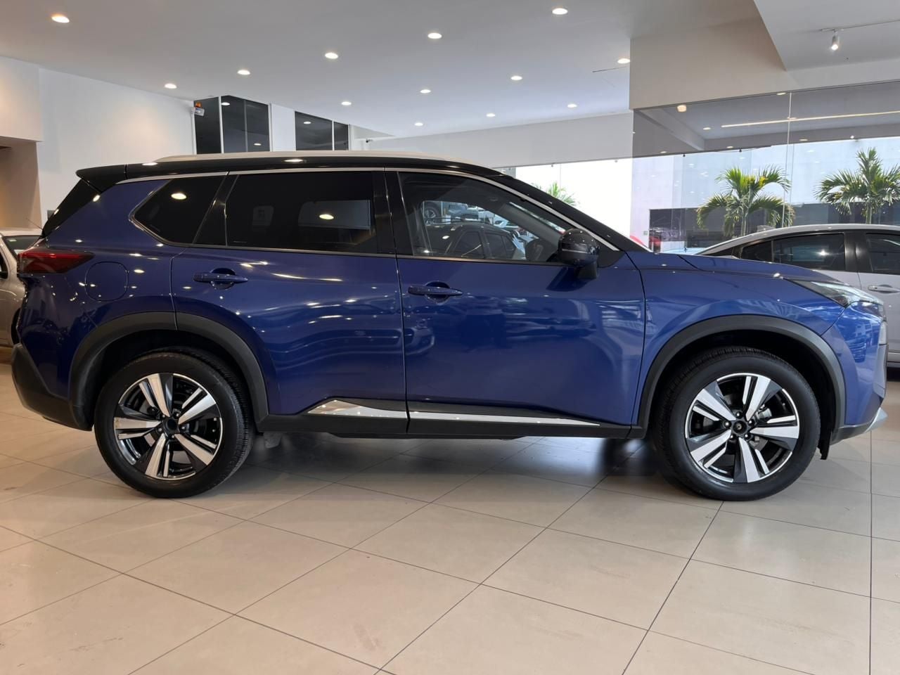 2023 Nissan X-Trail 2.5 Platinum 2 Filas At