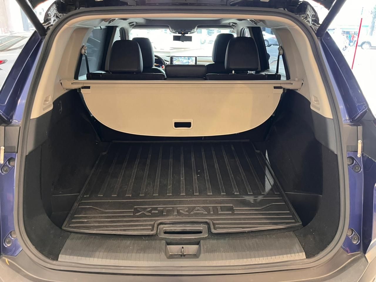 2023 Nissan X-Trail 2.5 Platinum 2 Filas At