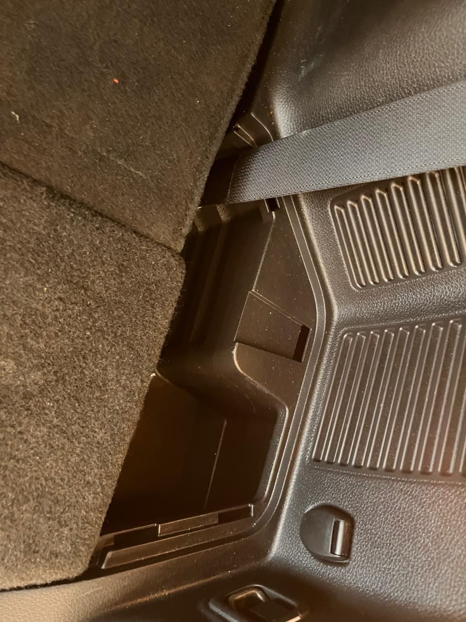 2022 Nissan X-Trail 2.5 Sense 3 Filas Cvt