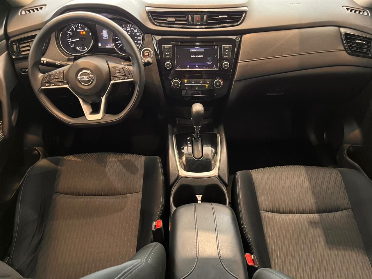 2022 Nissan X-Trail 2.5 Sense 3 Filas Cvt