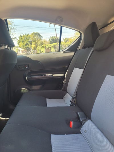 2021 Toyota Prius 1.8 Base Hibrido Cvt