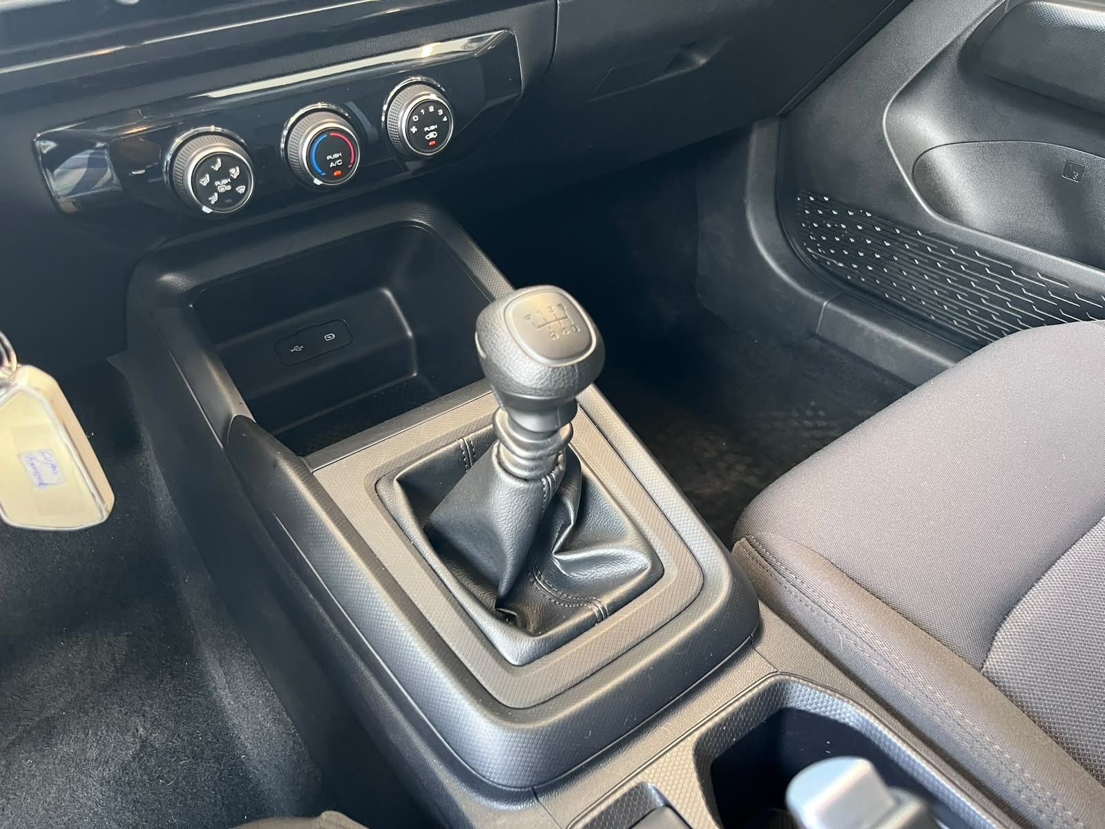 2024 Chevrolet Aveo 1.5 Ls Sedan Mt