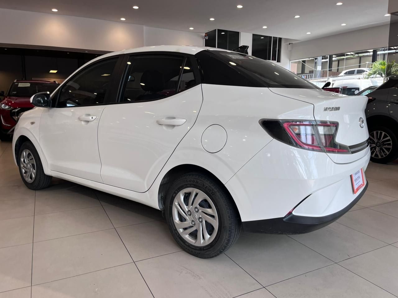 2022 Hyundai Grand i10 1.2 Gl Mid Sedan Mt