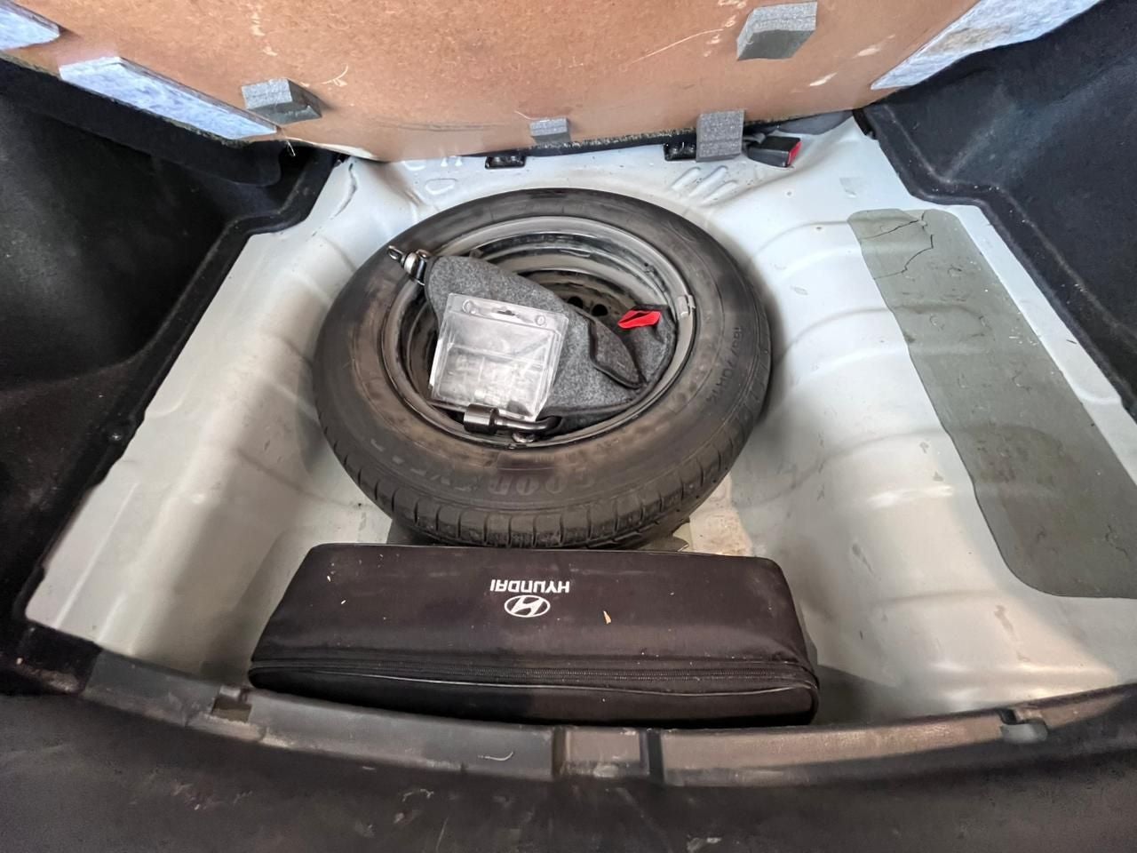 2022 Hyundai Grand i10 1.2 Gl Mid Sedan Mt