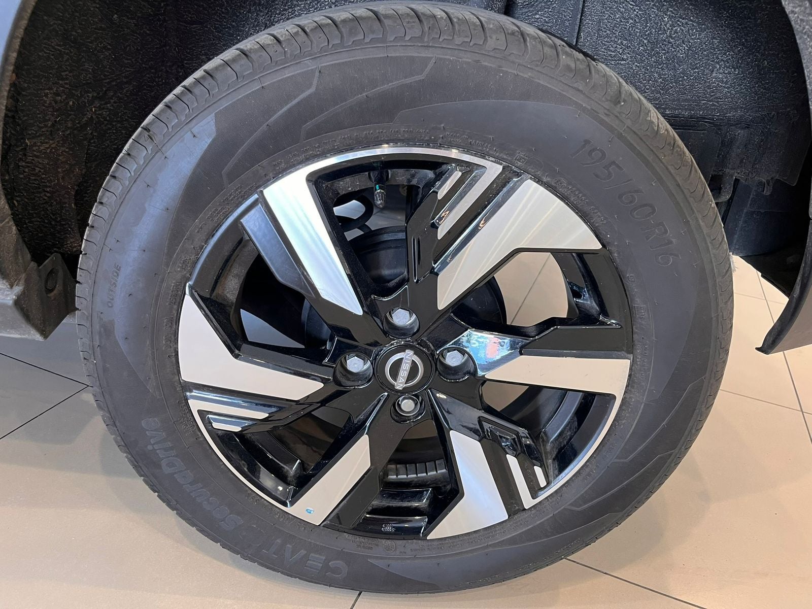 2025 Nissan Magnite 1.0 Exclusive At