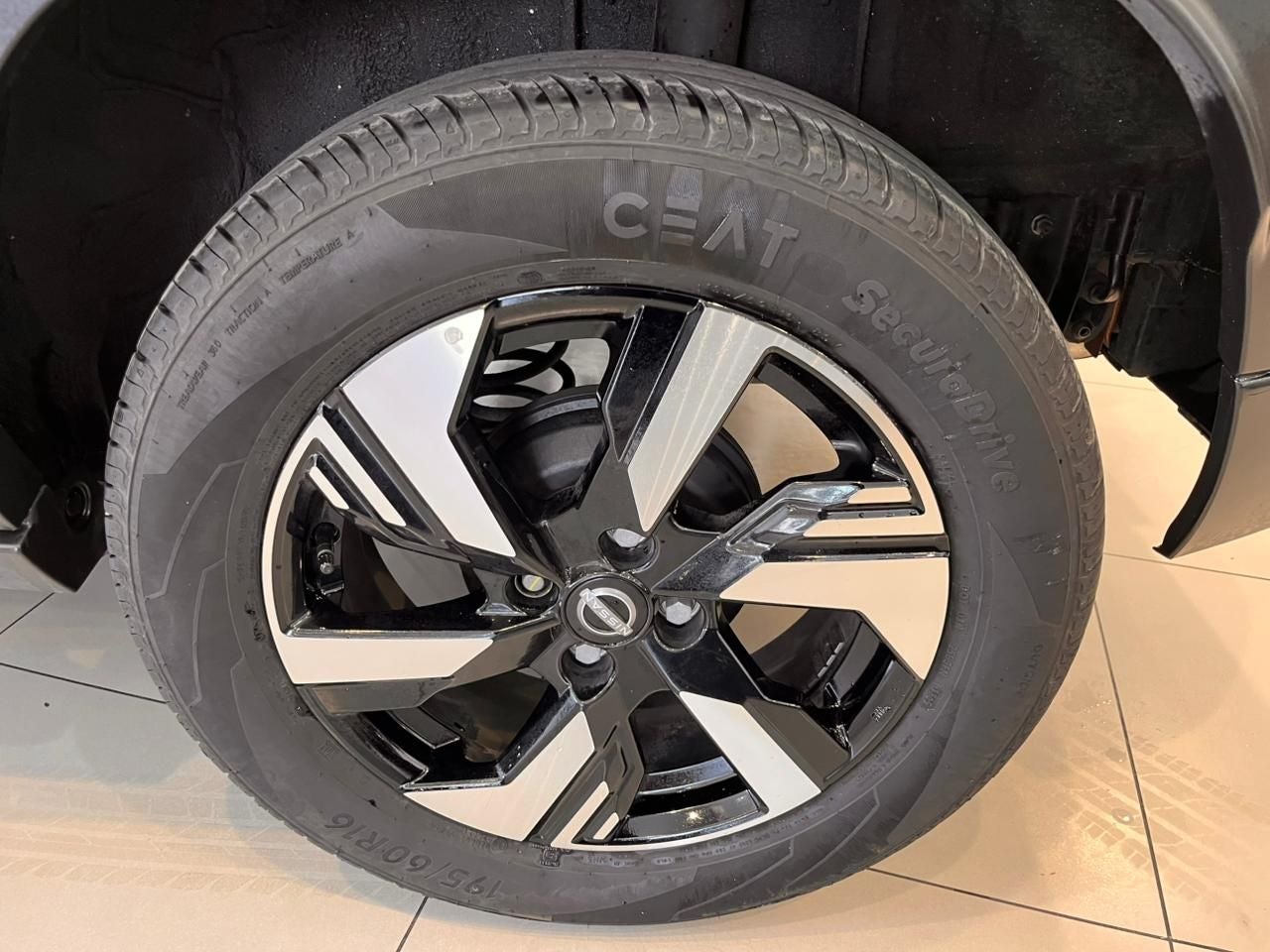 2025 Nissan Magnite 1.0 Exclusive At