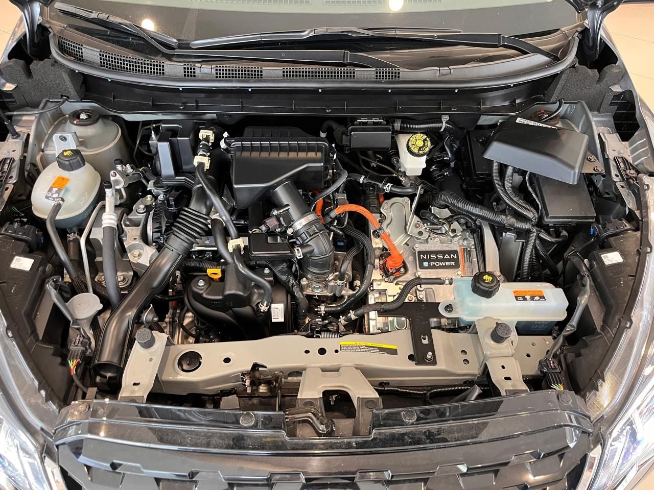 2025 Nissan Kicks E-Power Platinum At