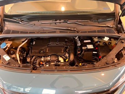 2026 Peugeot Rifter 1.6 Allure Pack Diesel Mt