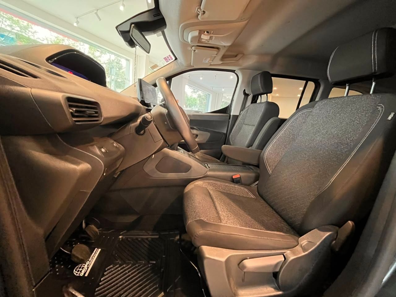 2026 Peugeot Rifter 1.6 Allure Pack Diesel Mt