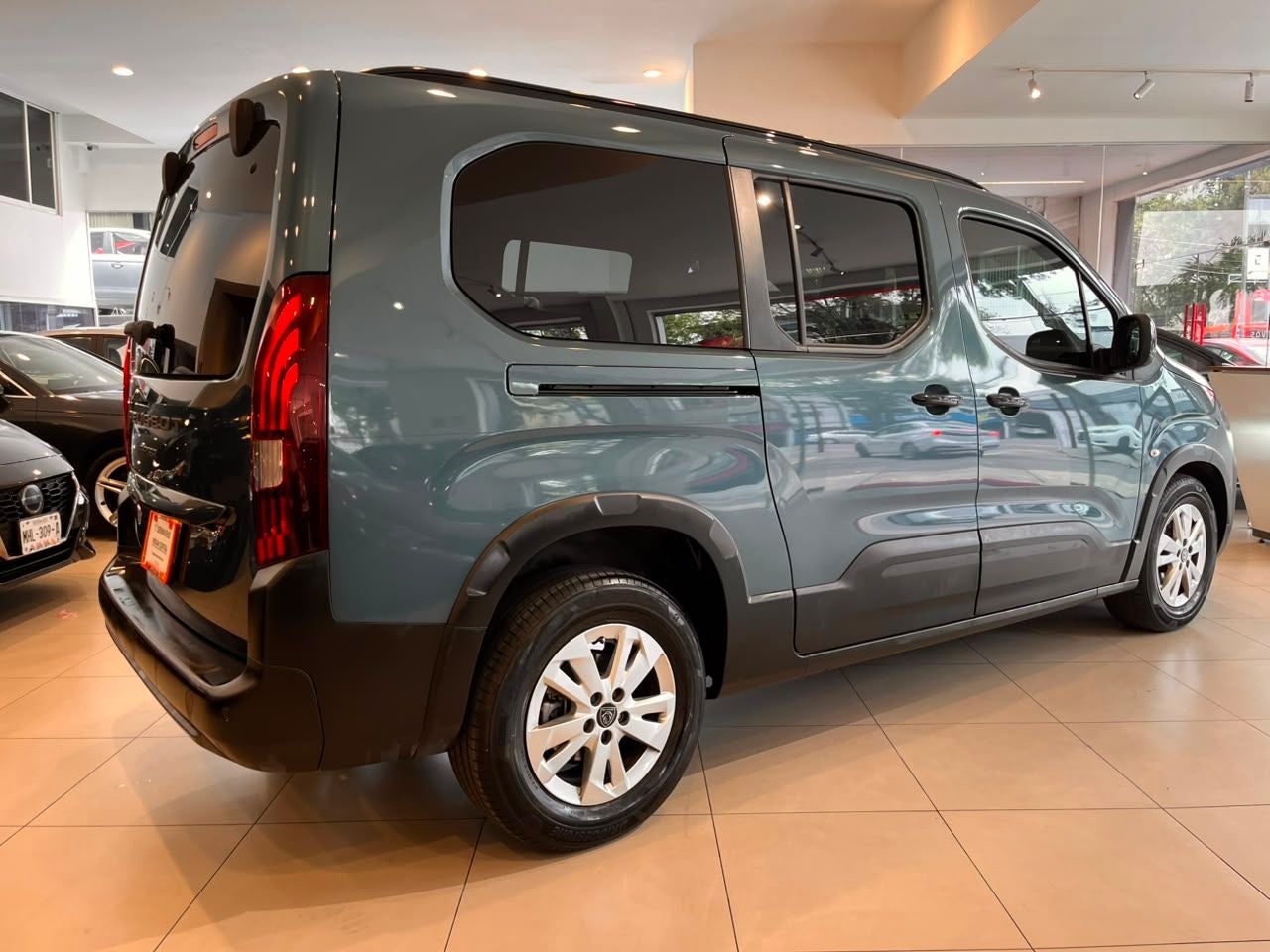 2026 Peugeot Rifter 1.6 Allure Pack Diesel Mt