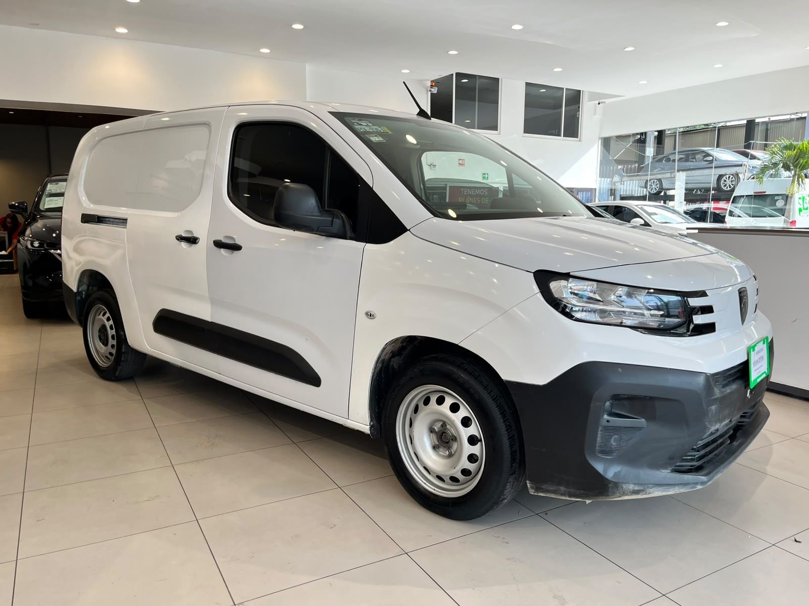 2025 Peugeot Partner 1.2 Maxi Pack Mt