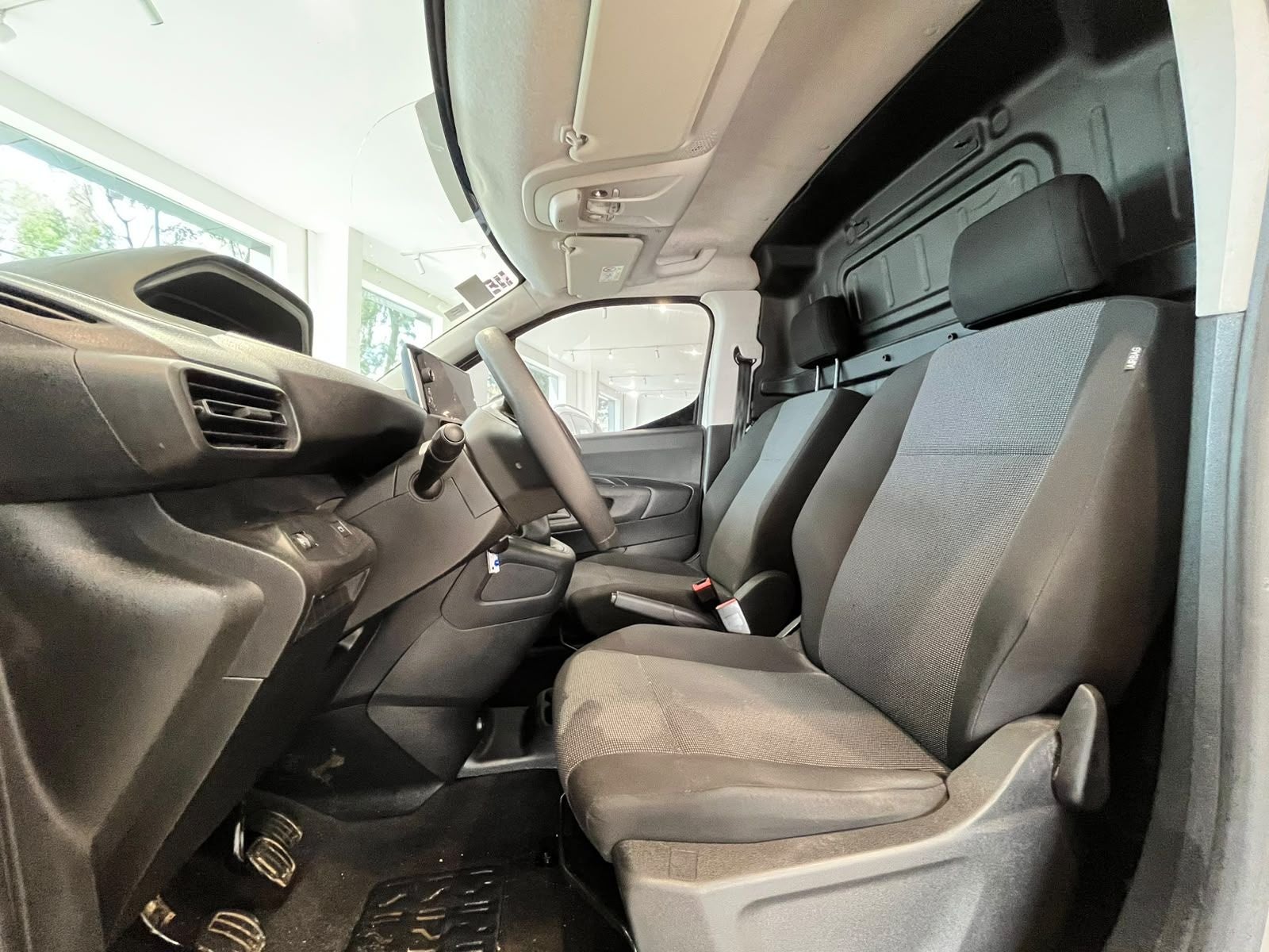 2025 Peugeot Partner 1.2 Maxi Pack Mt