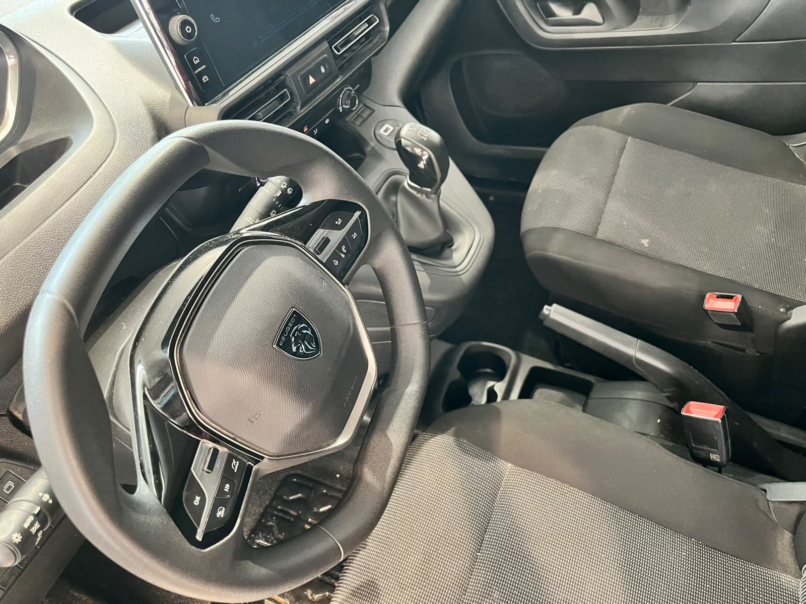 2025 Peugeot Partner 1.2 Maxi Pack Mt