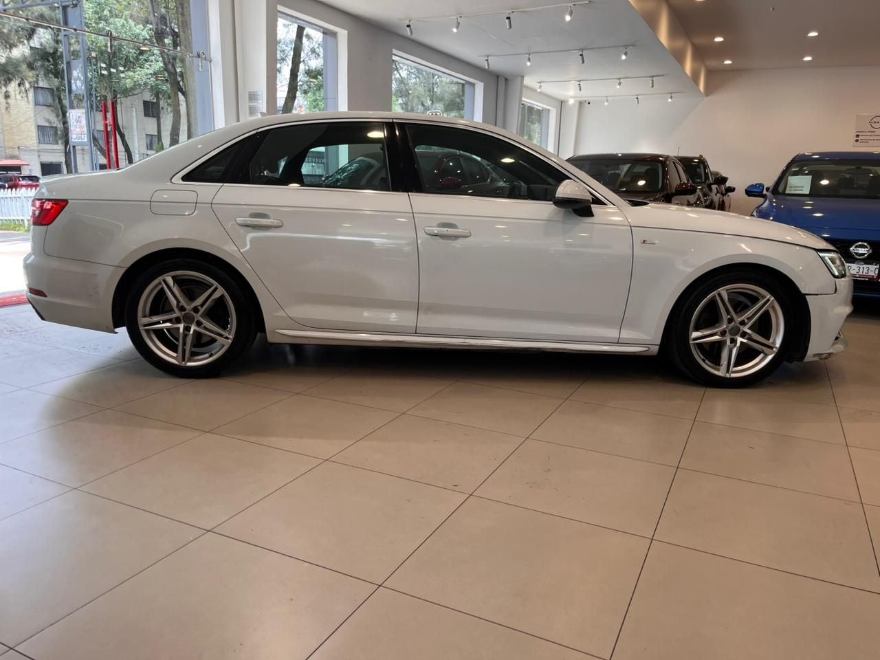2017 Audi A4 2.0 S Line At