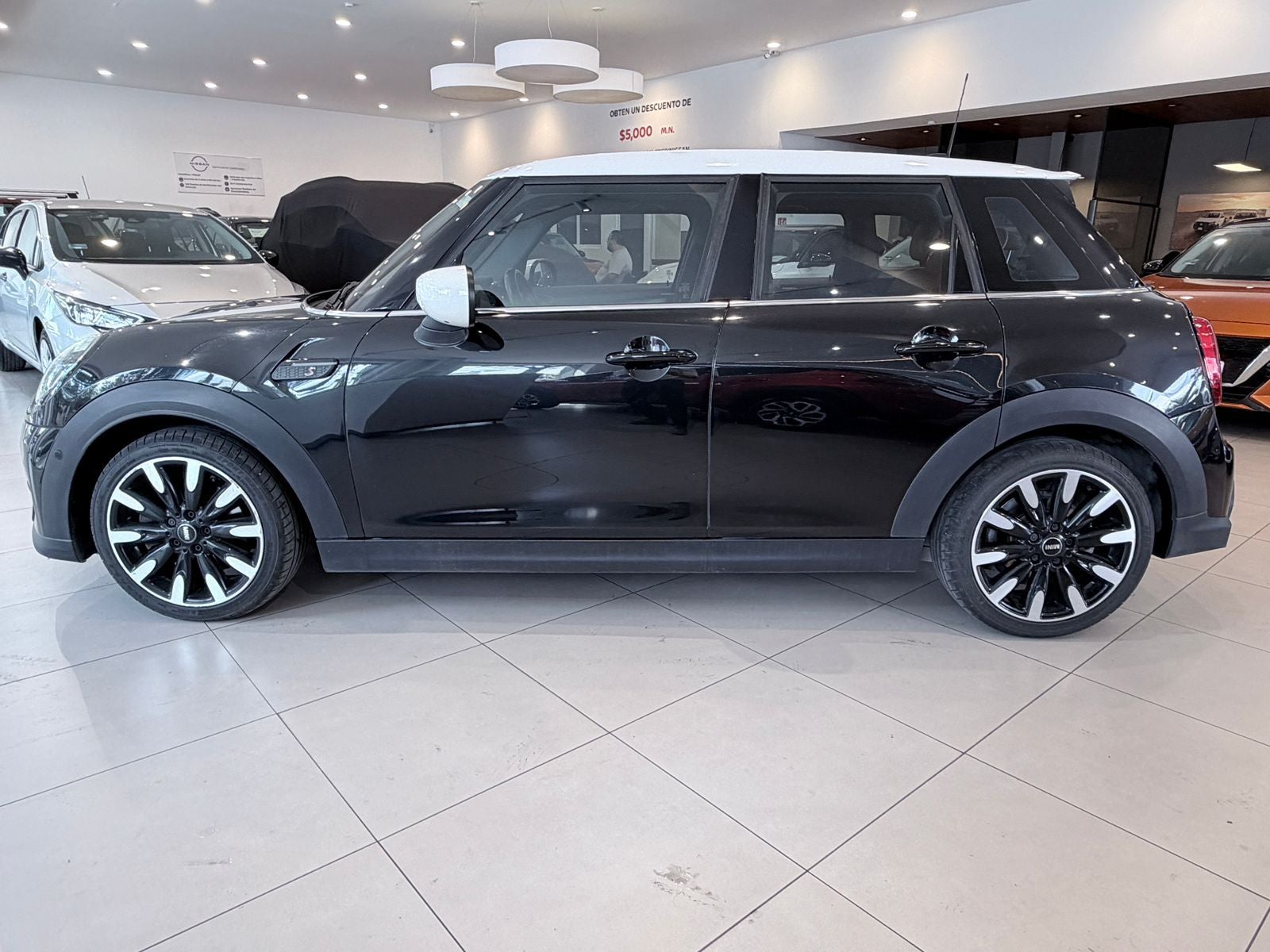 2023 MINI Cooper S Classic 5 Puertas At