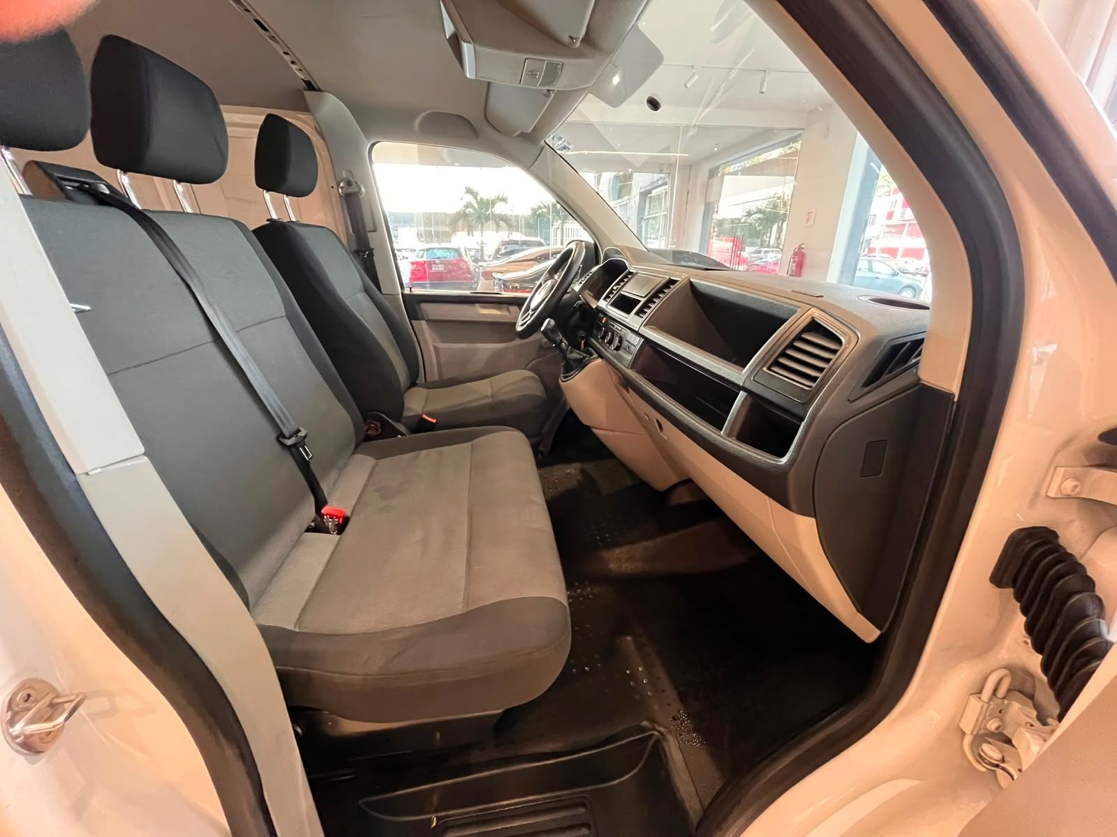 2019 Volkswagen Transporter 2.0 Cargo Van Mt