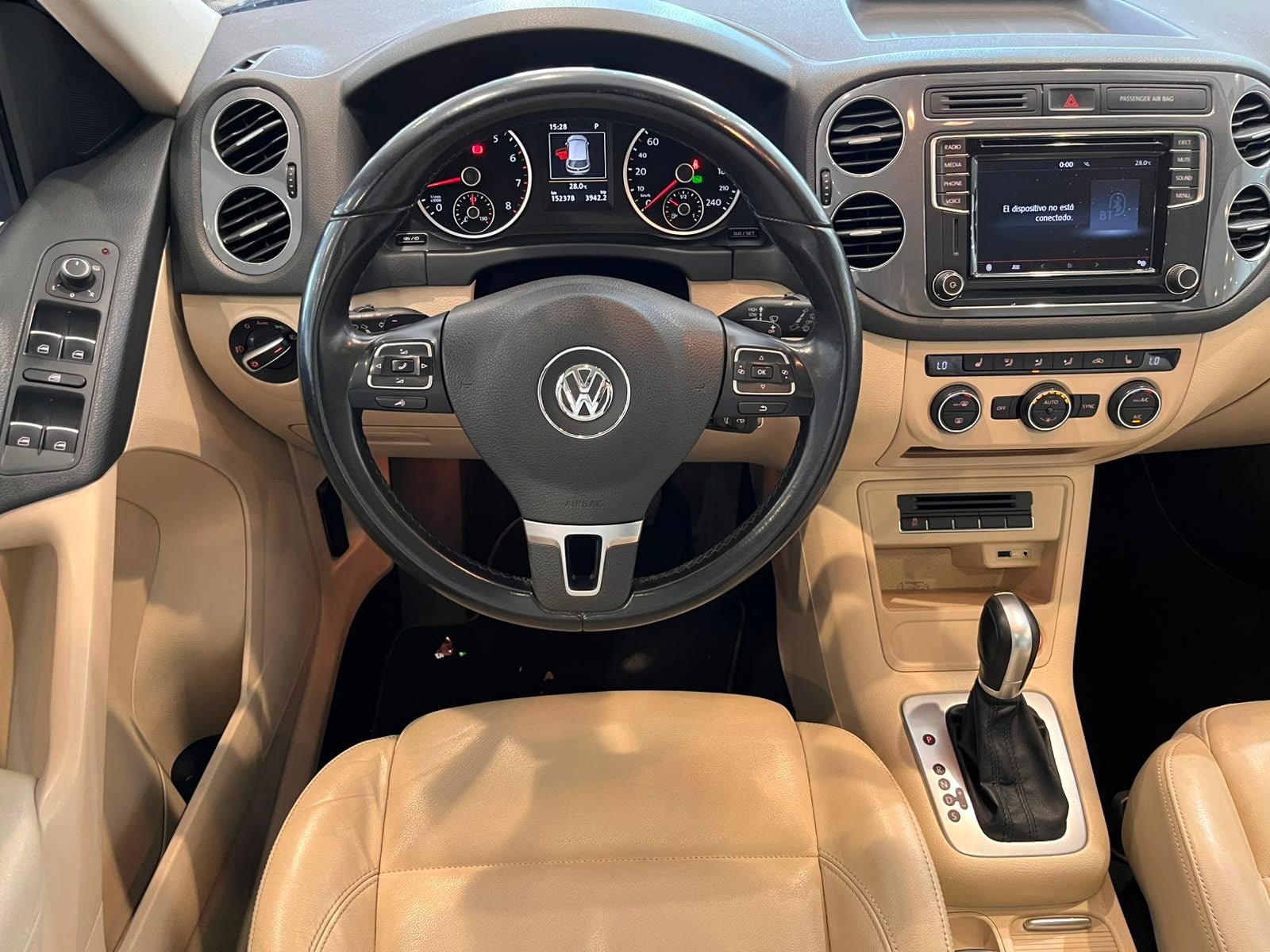 2017 Volkswagen Tiguan 2.0 T Track & Fun Tiptronic At